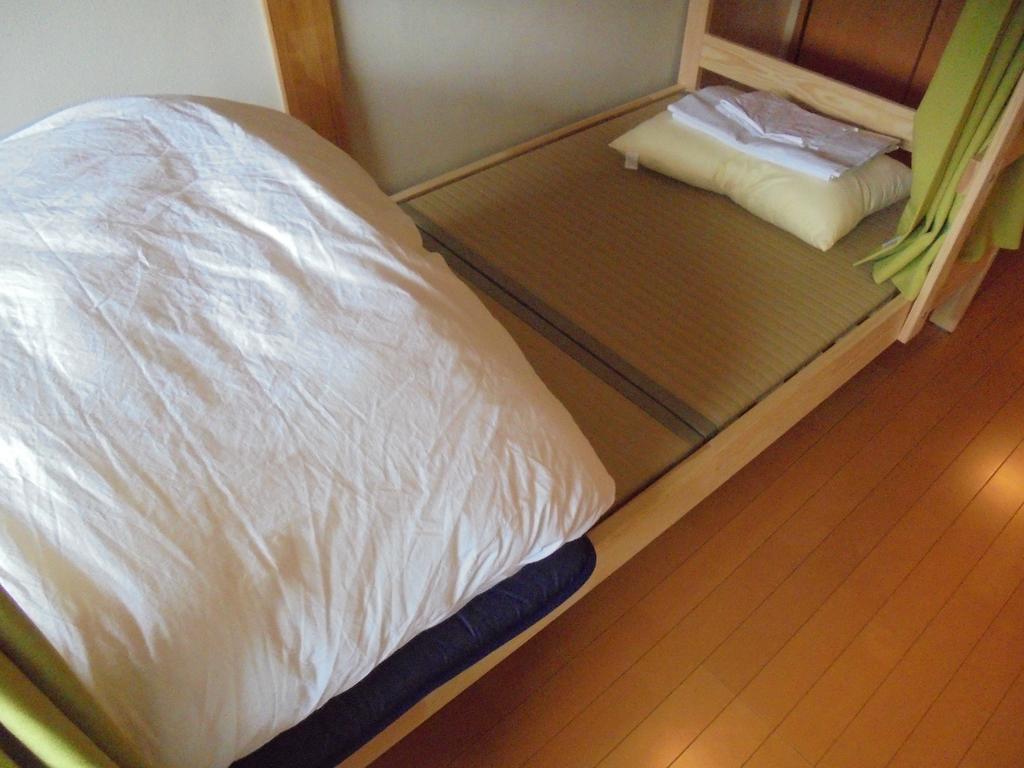 Guesthouse Oasis Osaka Exterior photo
